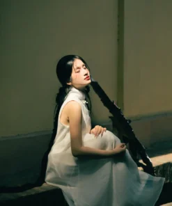 Alternative view of Concept “Dark Editorial” – Nghệ Thuật Ánh Sáng Low-Key Tôn Đường Nét Gương Mặt